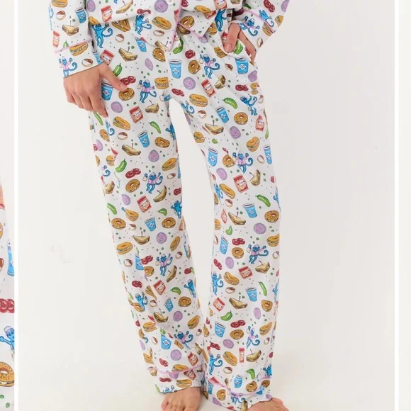 NWT and Box Roller Rabbit New York Nosh PJs - Picture 3 of 4